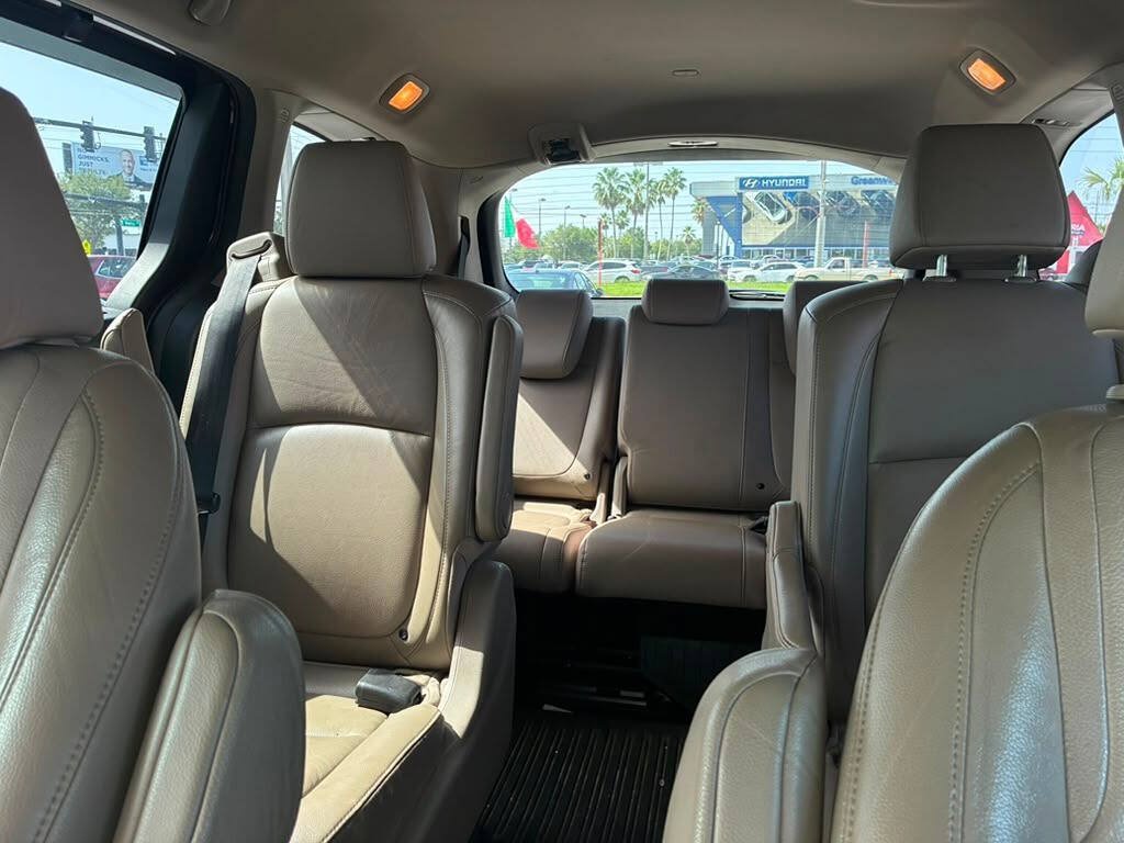 Used 2018 Honda Odyssey EX-L image 12