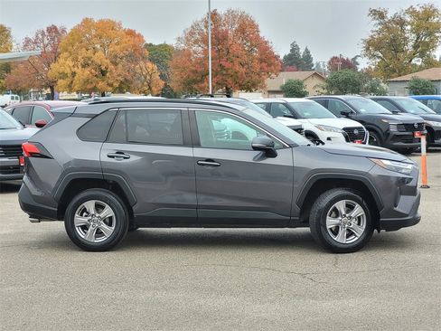 Used 2024 Toyota RAV4 XLE image 4
