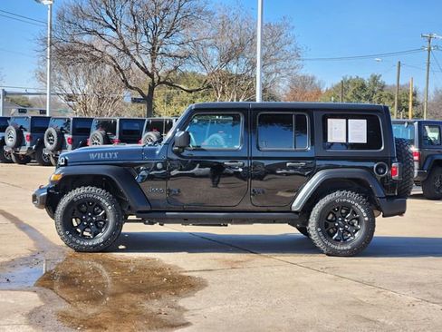 Used 2023 Jeep Wrangler Willys image 4