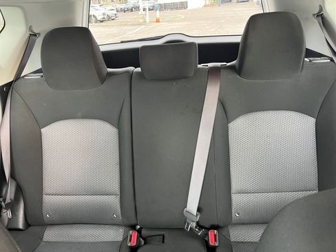 Used 2025 Kia Soul LX w/ LX Technology Package image 38