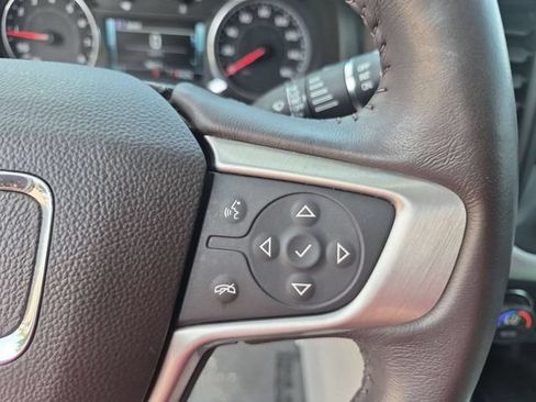 Used 2017 GMC Acadia SLT FWD image 20