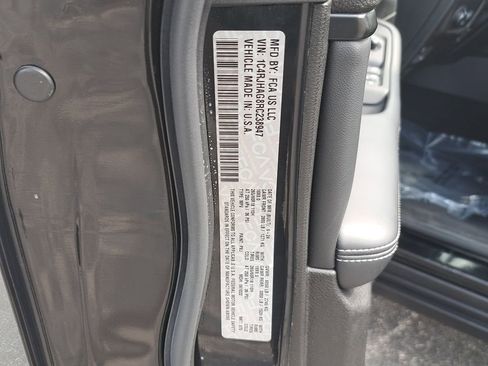 Certified 2024 Jeep Grand Cherokee Altitude AWD/4WD image 37