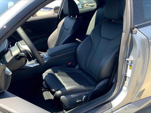 Used 2025 BMW 230i 230i w/ Premium Package image 8