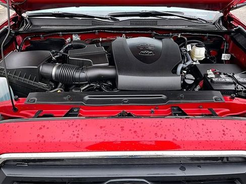 Used 2023 Toyota Tacoma SR5 image 33