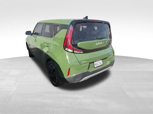 Used 2023 Kia Soul EX FWD image 4
