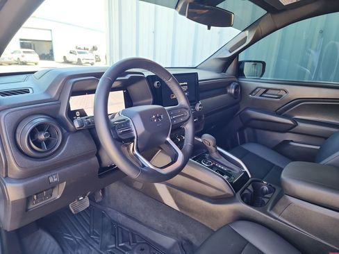 Used 2026 Chevrolet Colorado Trail Boss AWD/4WD image 14