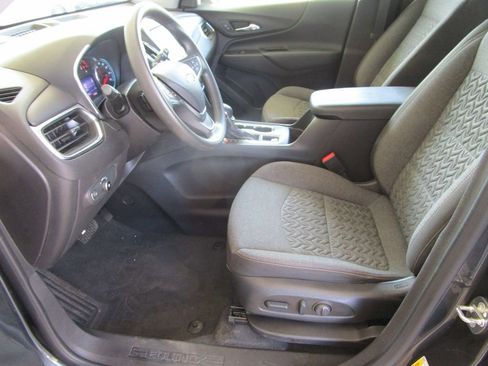 Used 2023 Chevrolet Equinox LT w/ LPO, Floor Liner Package FWD image 23
