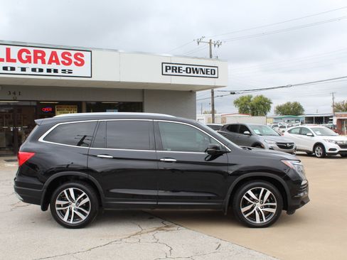 Used 2018 Honda Pilot Elite image 3