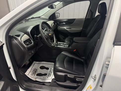 Used 2021 Chevrolet Equinox LS w/ LPO, Floor Liner Package image 11