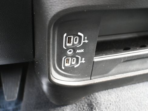 Used 2024 RAM 2500 Laramie image 26