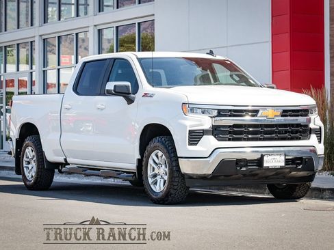 Used 2024 Chevrolet Silverado 1500 LT AWD/4WD image 1