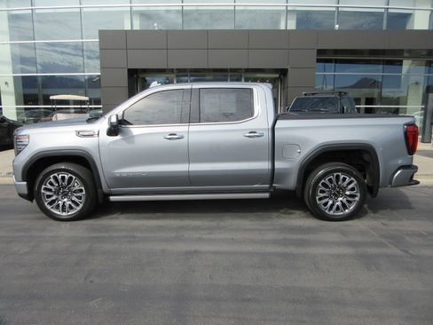 Used 2024 GMC Sierra 1500 Denali Ultimate AWD/4WD image 5