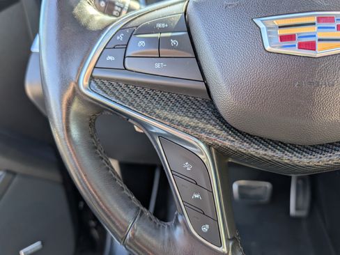Used 2020 Cadillac XT5 Sportv AWD/4WD image 24