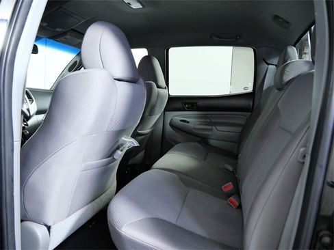Used 2013 Toyota Tacoma 4x4 Double Cab image 16