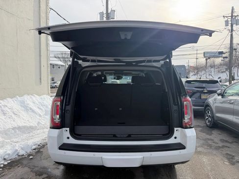 Used 2020 GMC Yukon SLT AWD/4WD image 27
