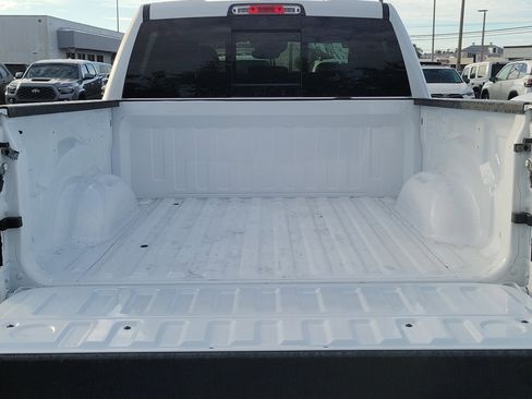 Used 2022 RAM 1500 Laramie image 12