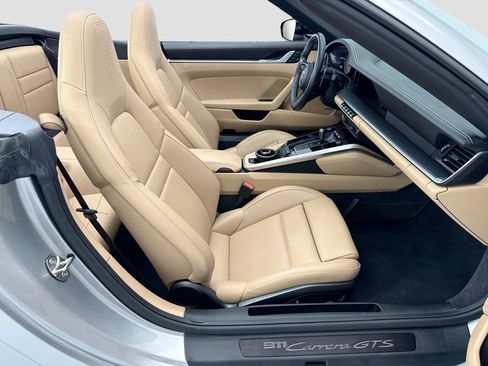 Used 2022 Porsche 911 Carrera GTS RWD image 18