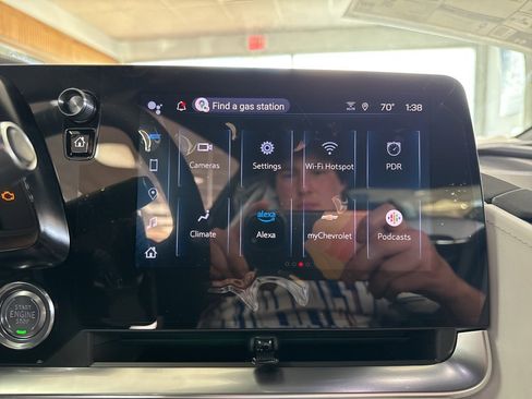 New 2025 Chevrolet Corvette E-Ray image 21