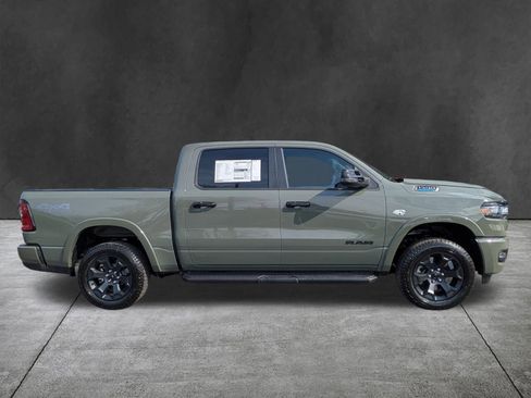 New 2026 RAM 1500 Big Horn AWD/4WD image 3
