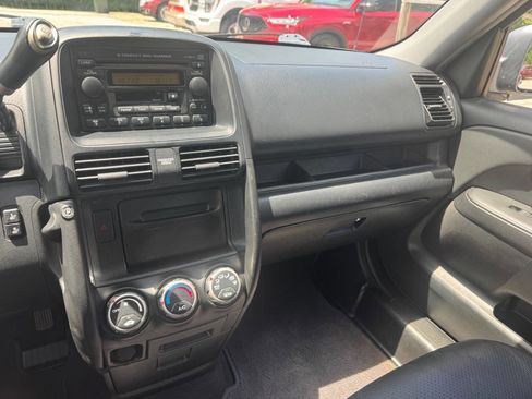 Used 2005 Honda CR-V SE image 18