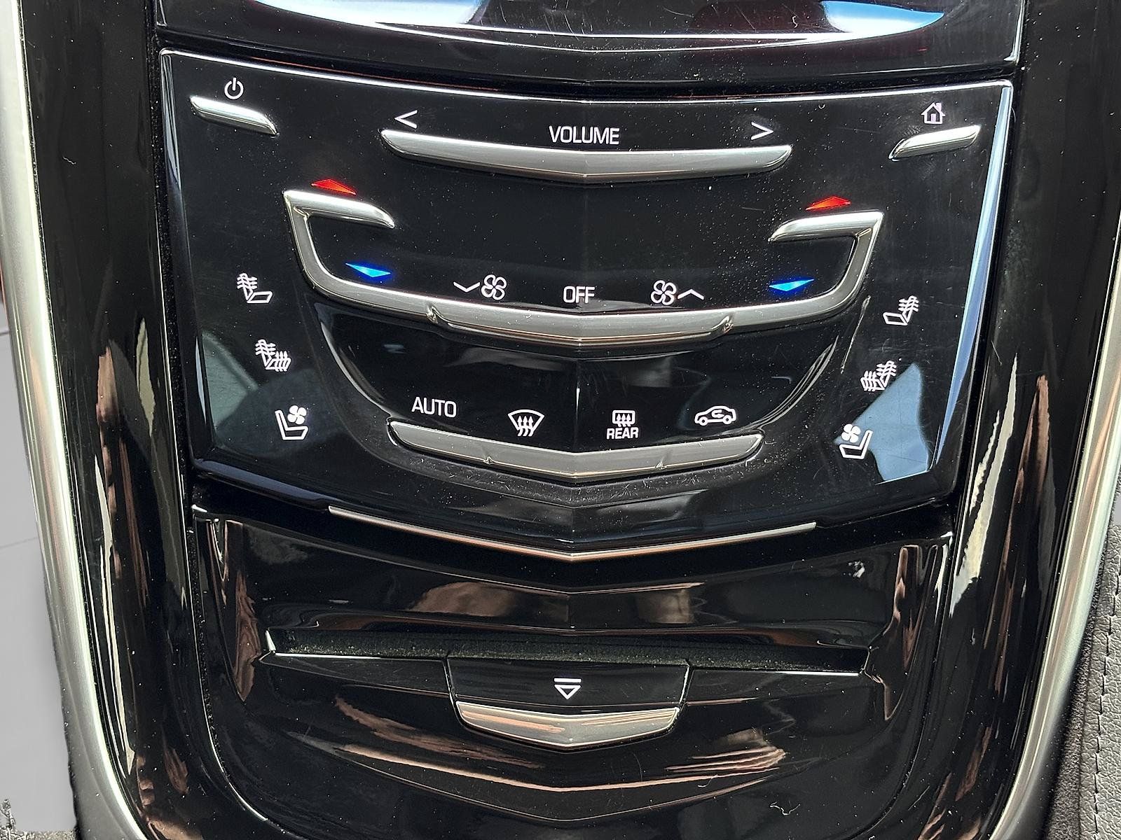 Used 2020 Cadillac Escalade Luxury AWD/4WD image 28