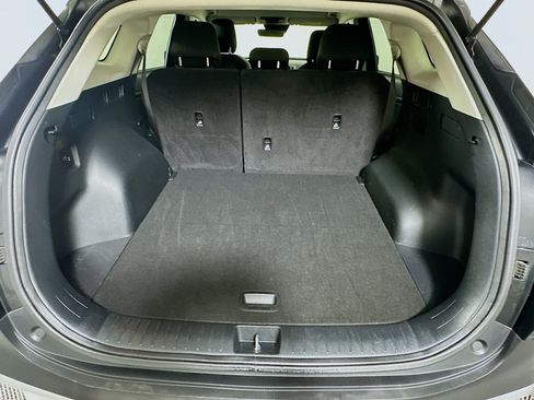 Used 2025 Kia Sportage LX FWD image 29