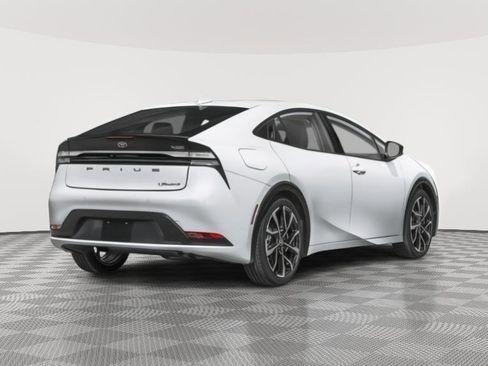 New 2026 Toyota Prius Plug-In Hybrid image 2