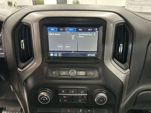Used 2019 Chevrolet Silverado 1500 W/T RWD image 16