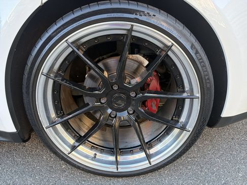 Used 2018 Porsche Panamera RWD image 29