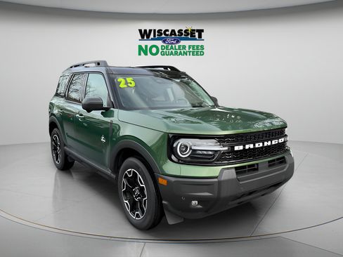 Certified 2025 Ford Bronco Sport Outer Banks w/ Outer Banks Tech Package+ AWD/4WD image 25