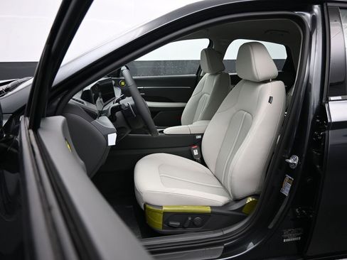 New 2026 Hyundai Sonata SEL FWD image 24