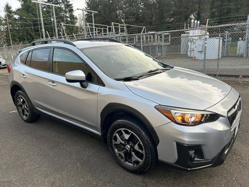 Used 2018 Subaru Crosstrek 2.0i Premium AWD/4WD image 3