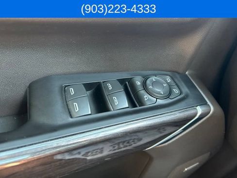 Used 2019 Chevrolet Silverado 1500 LTZ w/ LTZ Plus Package AWD/4WD image 17
