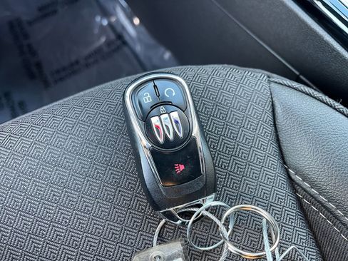 Used 2025 Buick Encore GX Preferred image 22