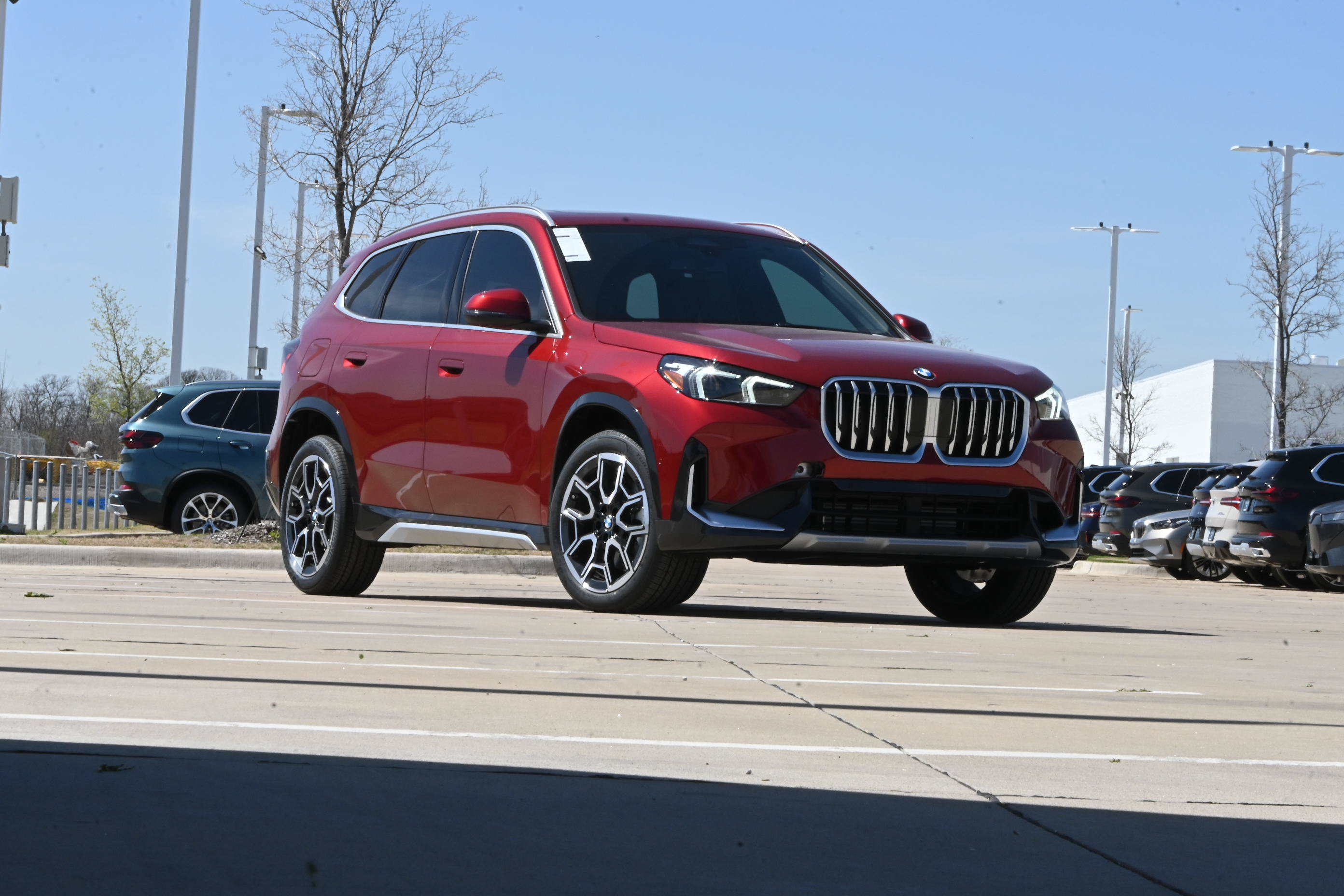 Used 2026 BMW X1 xDrive28i AWD/4WD image 1