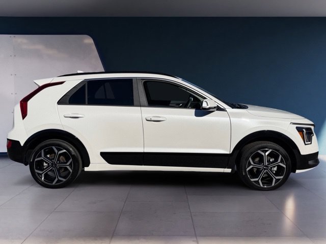 Certified 2025 Kia Niro EX Touring FWD image 6