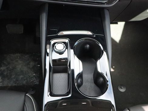 New 2026 Buick Envision Avenir image 12