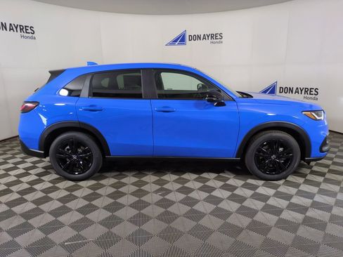 New 2026 Honda HR-V Sport image 6