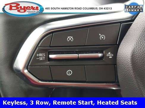 Used 2025 Chevrolet Traverse LT image 19