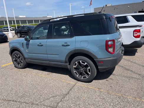 Used 2021 Ford Bronco Sport Outer Banks w/ Outer Banks Package AWD/4WD image 8