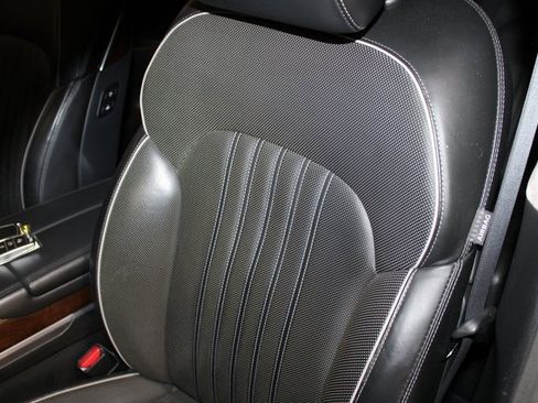 Used 2019 Genesis G90 3.3T Premium image 7