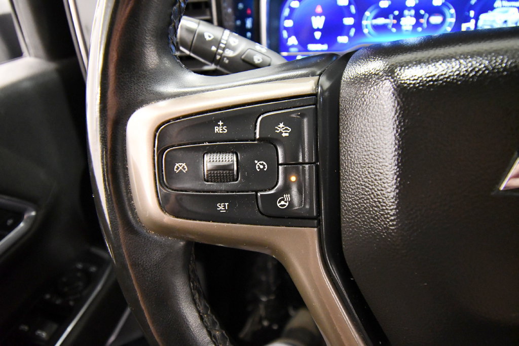 Used 2024 Chevrolet Silverado 3500 High Country w/ High Country Premium Package AWD/4WD image 21
