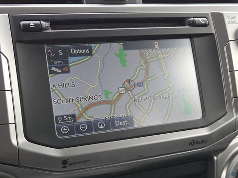 Used 2015 Toyota 4Runner SR5 image 9