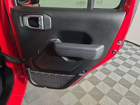 Used 2022 Jeep Wrangler Unlimited Sport AWD/4WD image 40