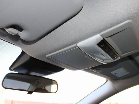 Used 2020 Nissan Sentra SR image 24