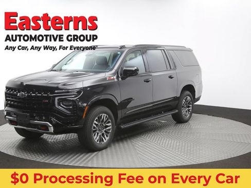Used 2025 Chevrolet Suburban Z71 AWD/4WD image 58