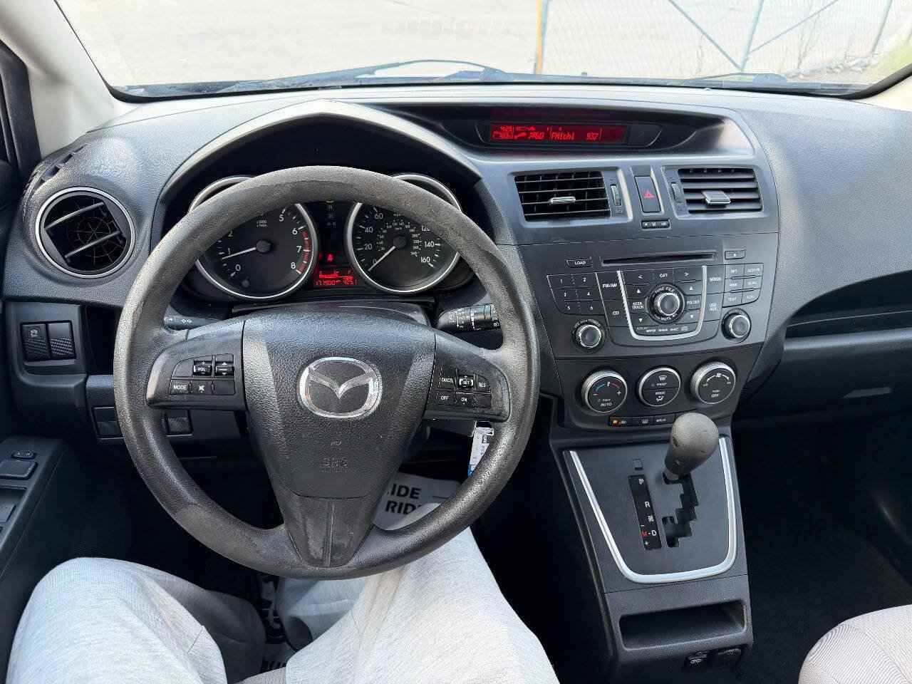 Used 2014 MAZDA MAZDA5 Sport FWD image 39