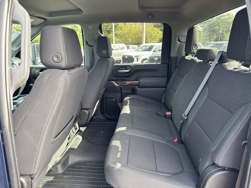 Used 2022 GMC Sierra 3500 SLE w/ SLE Value Package image 15