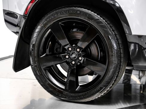 Used 2022 Land Rover Defender 90 V8 AWD/4WD image 56