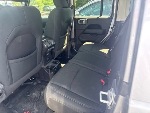 Used 2021 Jeep Wrangler Unlimited Sahara w/ LED Lighting Group AWD/4WD image 7